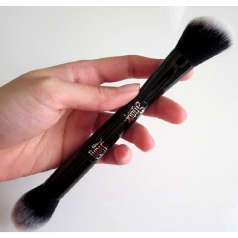 Hosts Pick Kat Von D Contour and Highligh Black Professional Makeup Brush